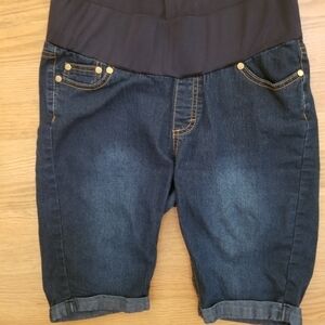 Times 2 maternity sz sm jean shorts longer style